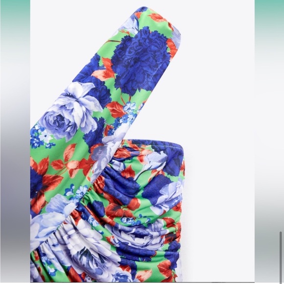 Zara | Assymetrical One Shoulder Floral Bodysuit - Picture 6 of 11